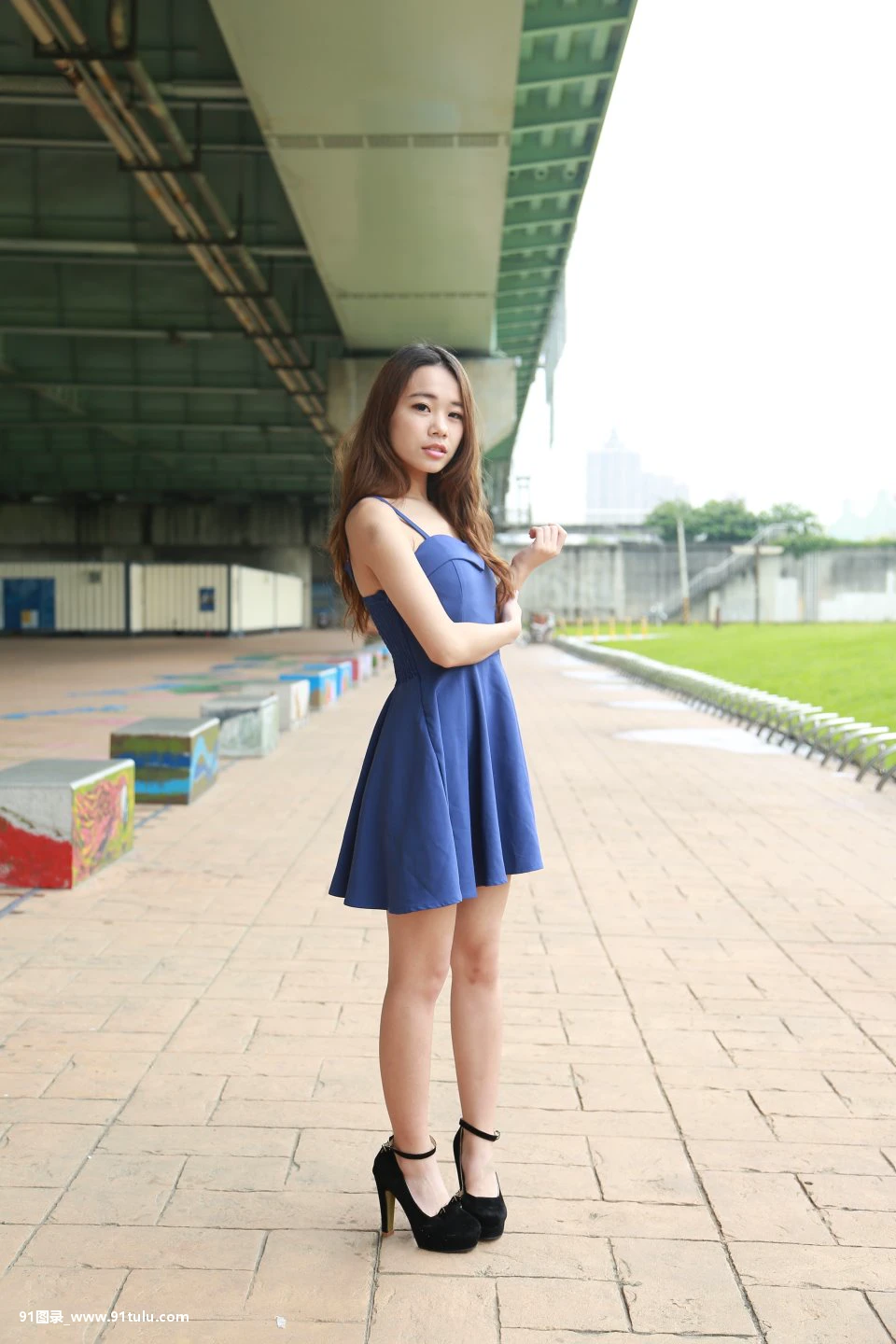 邻家小妹那时候你喜欢叫小丫头 总是跟在你身后 [30P][裸 写真]