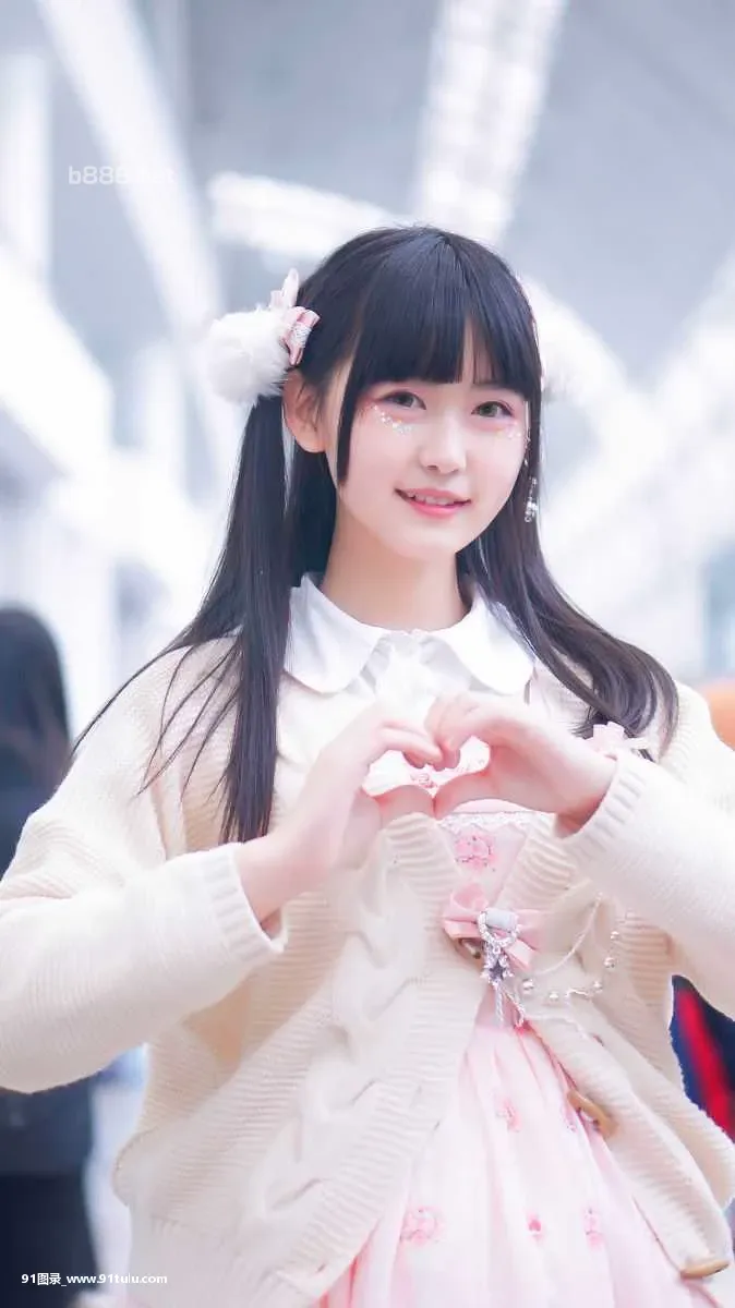 少女萝莉 [9P][タイム 写真]