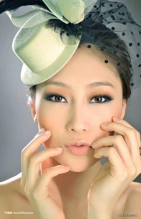 美女林鹏百变造型拍写真 [9P][写真 切り取り 方法]