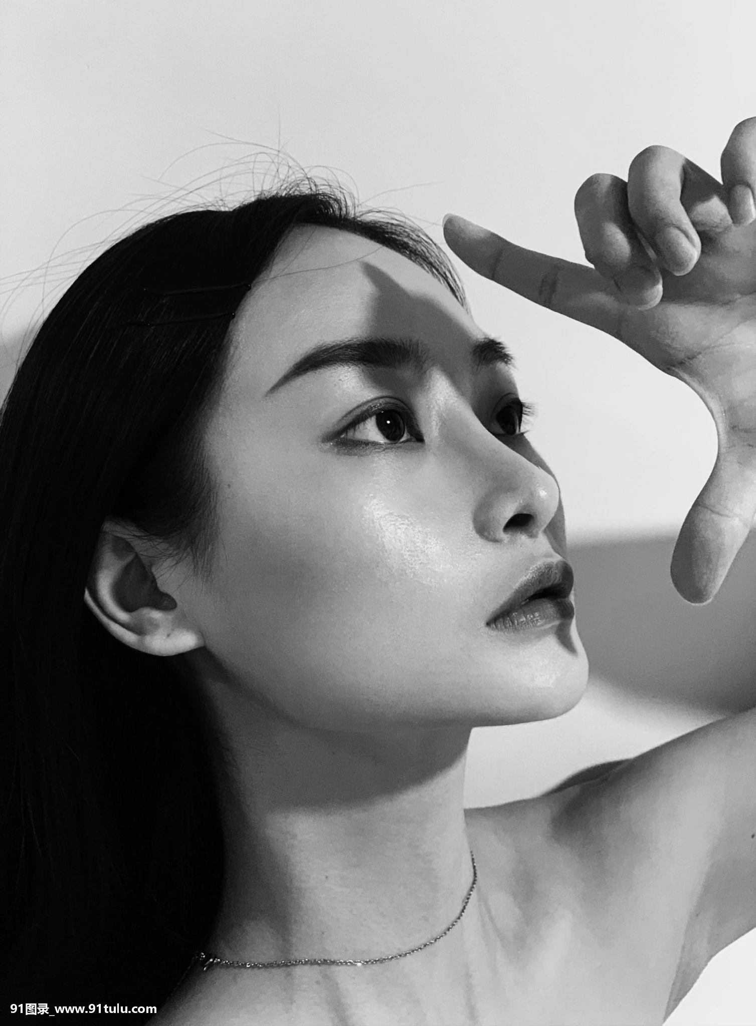 娇嫩妹子粉嫩写真 [79P][写真 共有 アプリ 家族]