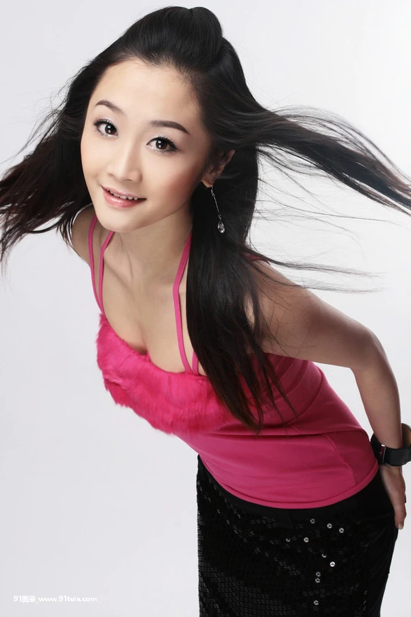 中央民族舞蹈学院校花张悦 [16P][ドロシア ラング 写真]