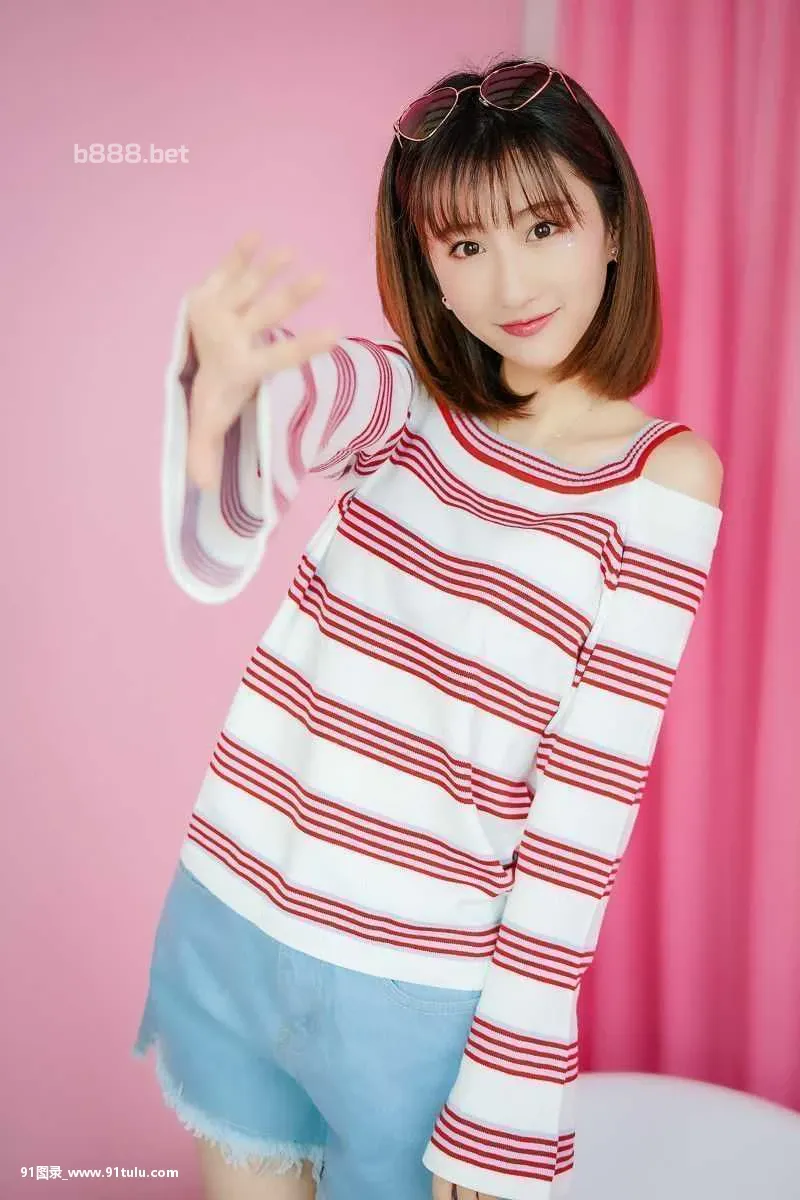 你的少女心 [19P][周涛 裸照 照片]