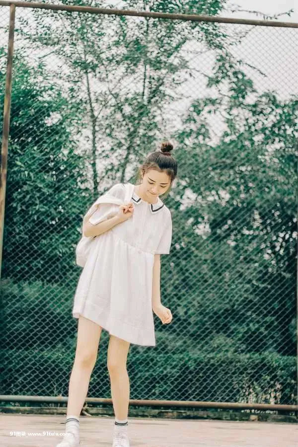 懒散的夏日 [24P][クリスタ 写真 挿入]