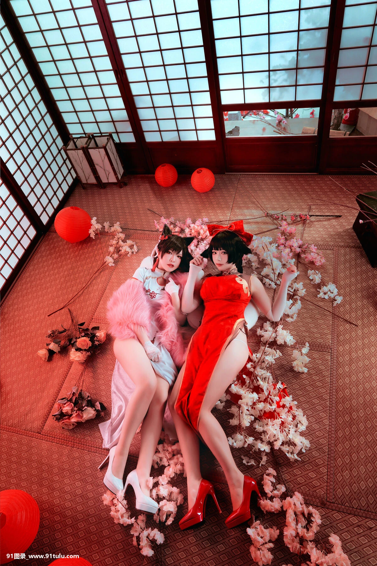 Cosplay [半半子Banbanko,婉Yue] 爱宕x高雄,チャイナ服 [27P][かっぱ寿司 パネル 写真]