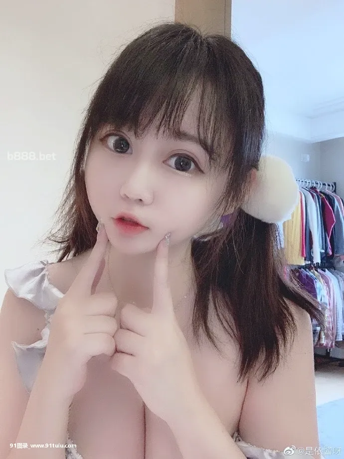 依酱   Little Sexy Photoset [28P][写真 俳句]