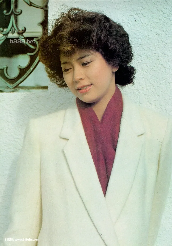 聪明的纸神迷情少妇红着脸 [22P][kaba ちゃん 写真]