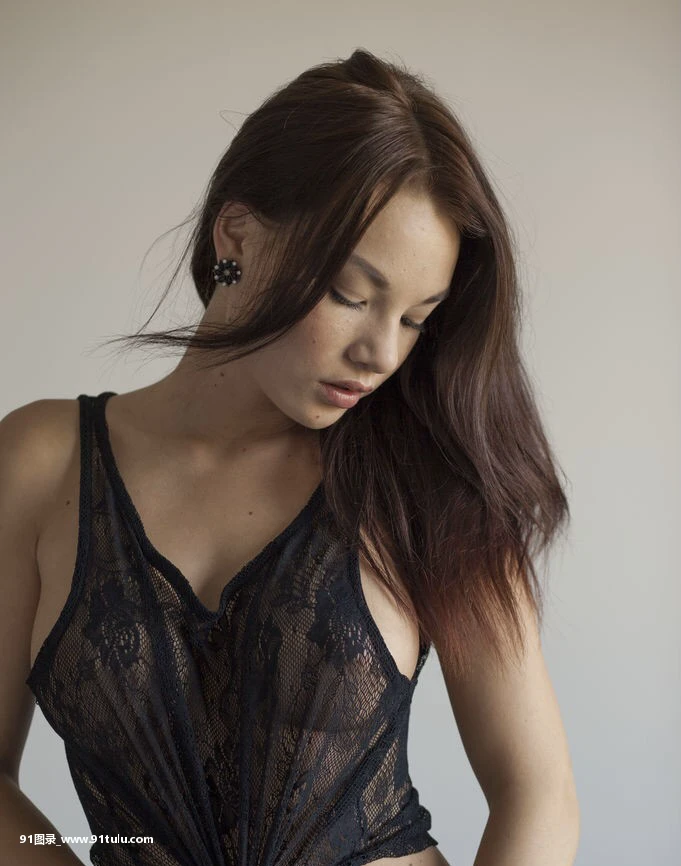 花飞舞脐钉粉嫩乳晕诱人 [22P][ファミマ 写真 プリント ネット]