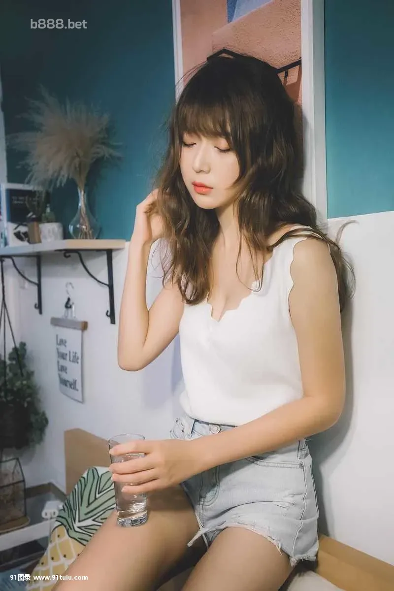 猫猫 [16P][陳雅倫 全裸]