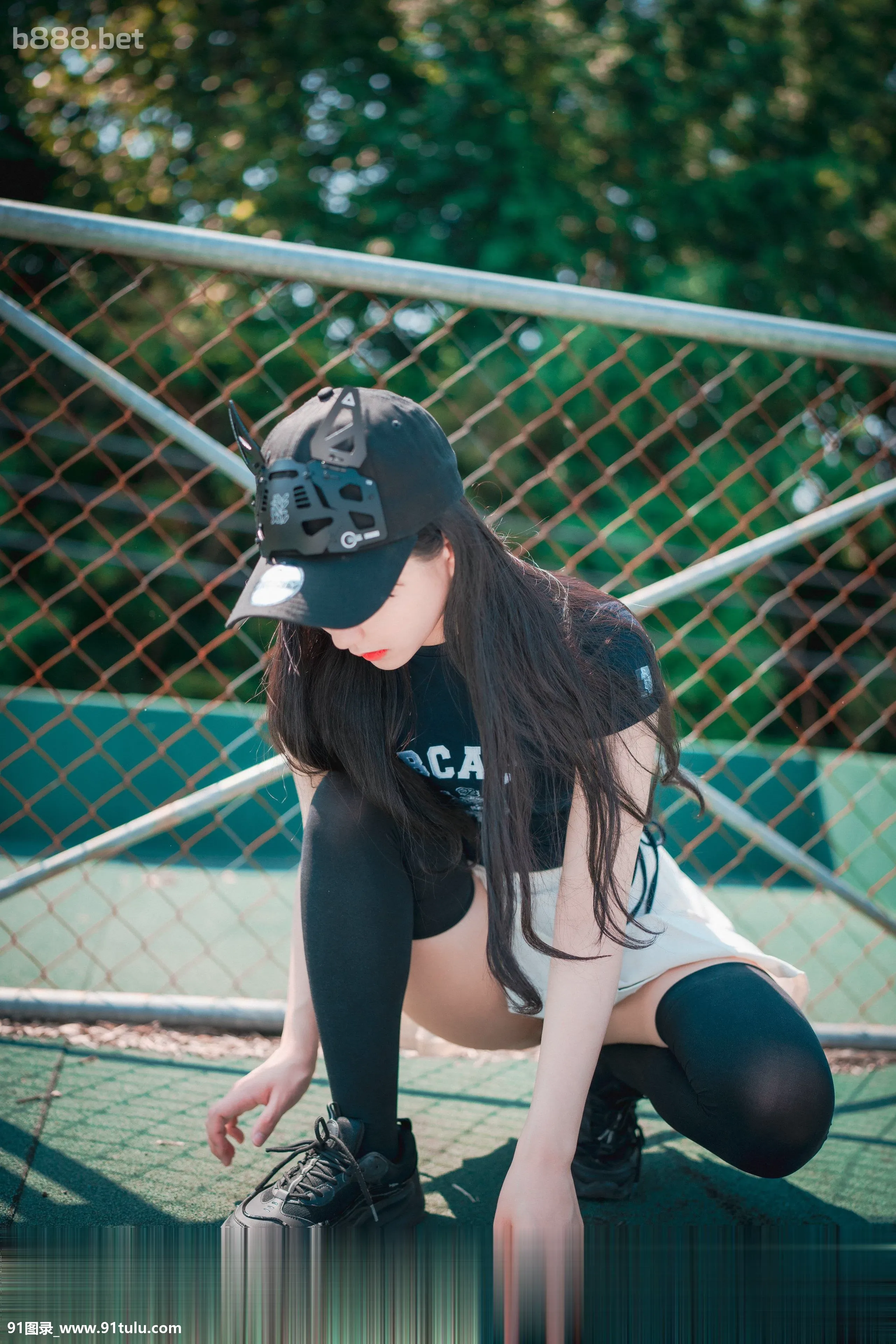 海军蓝的经典运动女孩 [49P][イモト 写真 家]