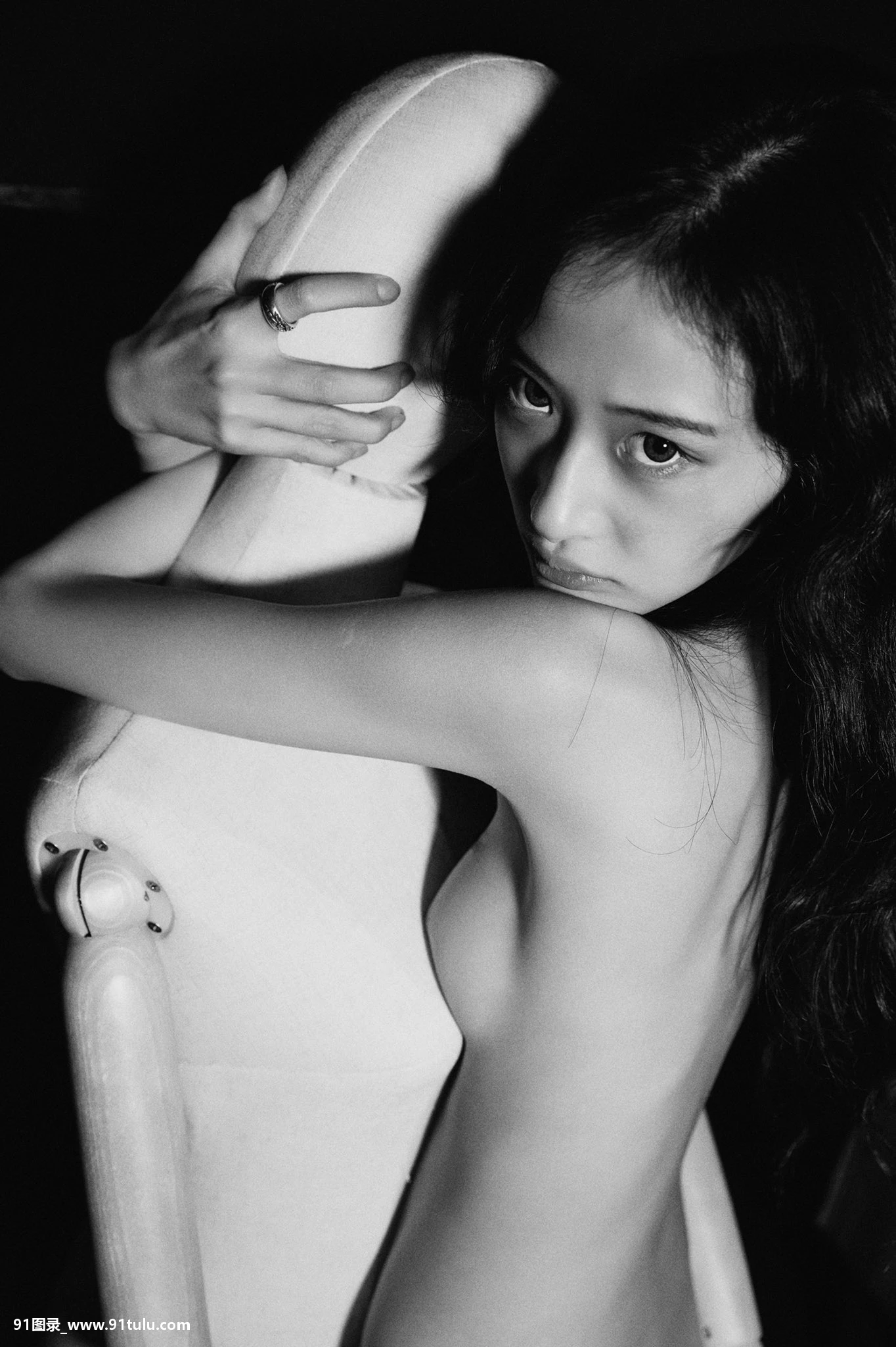 海岸华府迷人的微笑 [22P][胸罩 走光 彎腰]